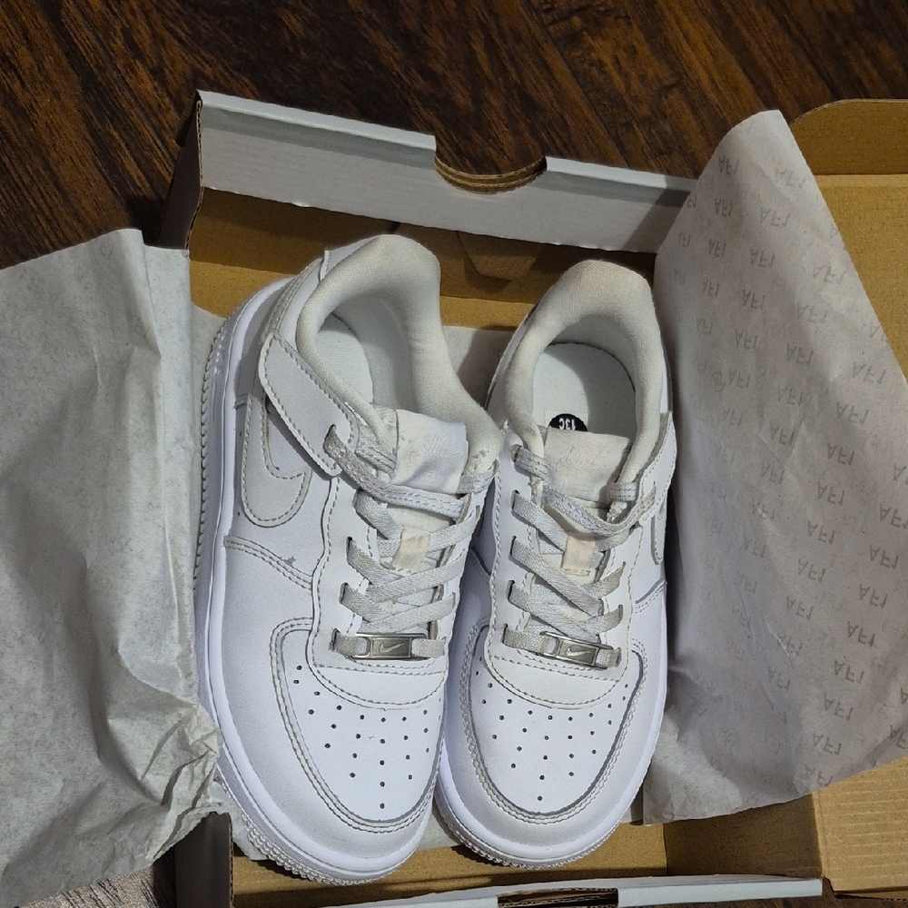 Force1 Low Kids White Sneakers